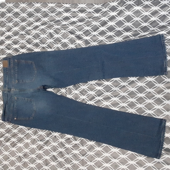 NWOT Old Navy Ultra Low Waist Stretch Jeans - Picture 5 of 13